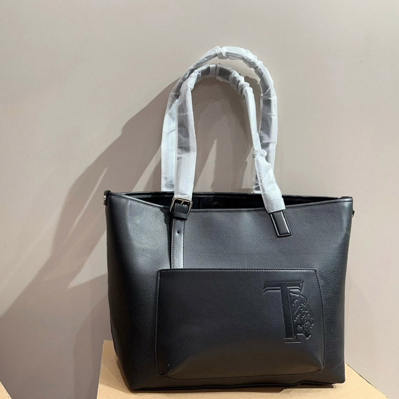 【TOD´S】レザーロゴ TRV ショッピングトートバッグ E/W MED